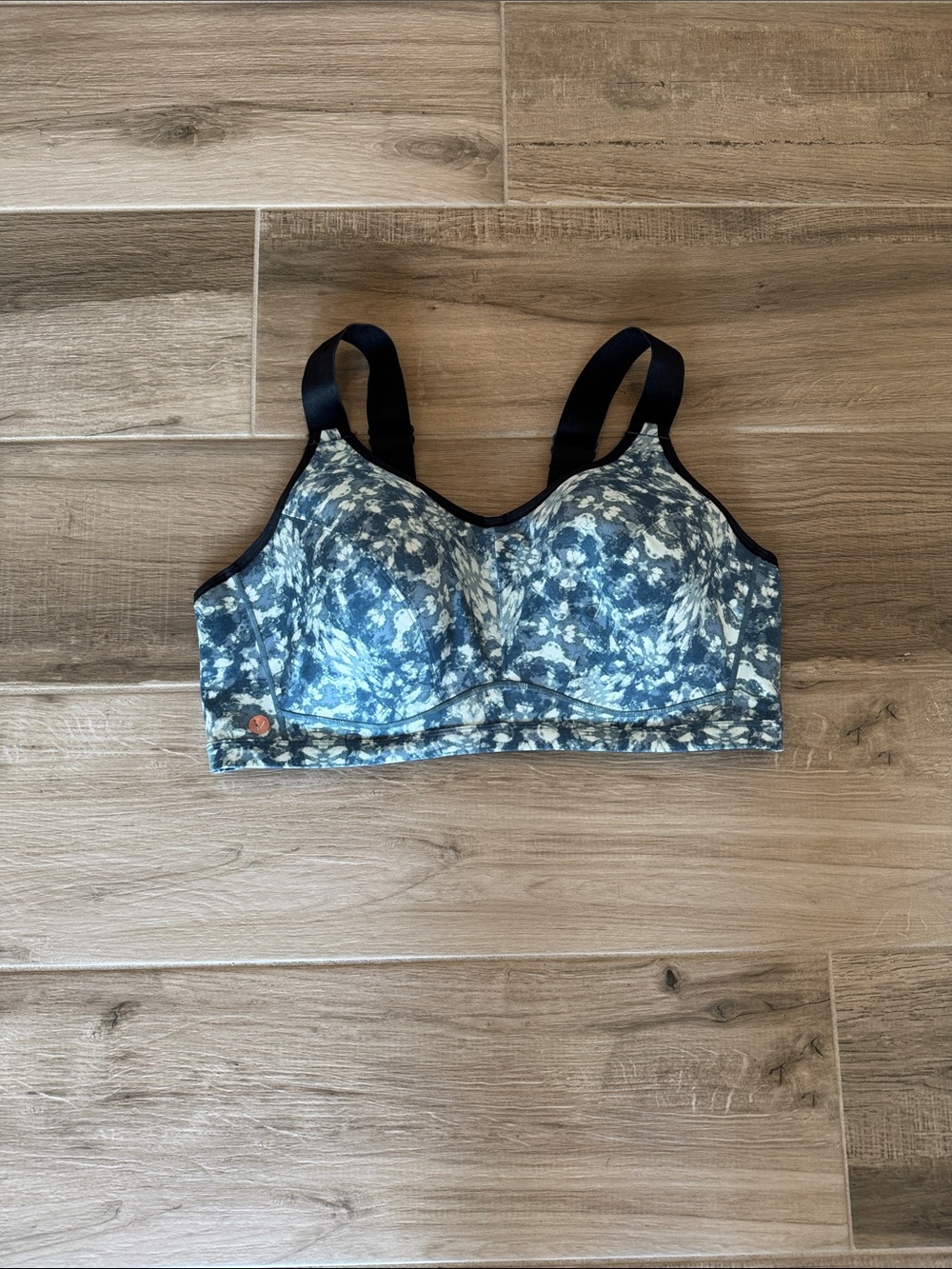 Lane Bryant LIVI 44DD sport bra